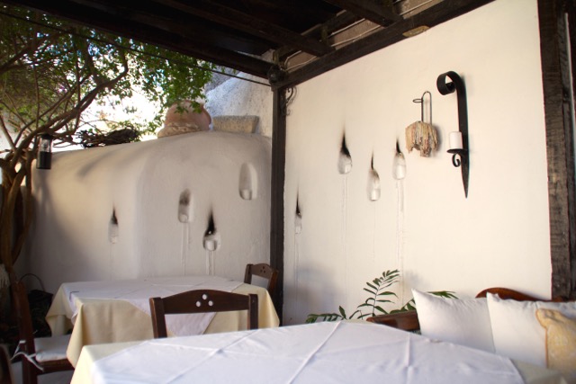 Outside seating at Kandouni