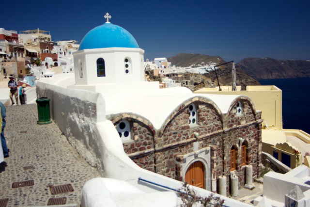 Church in Oia